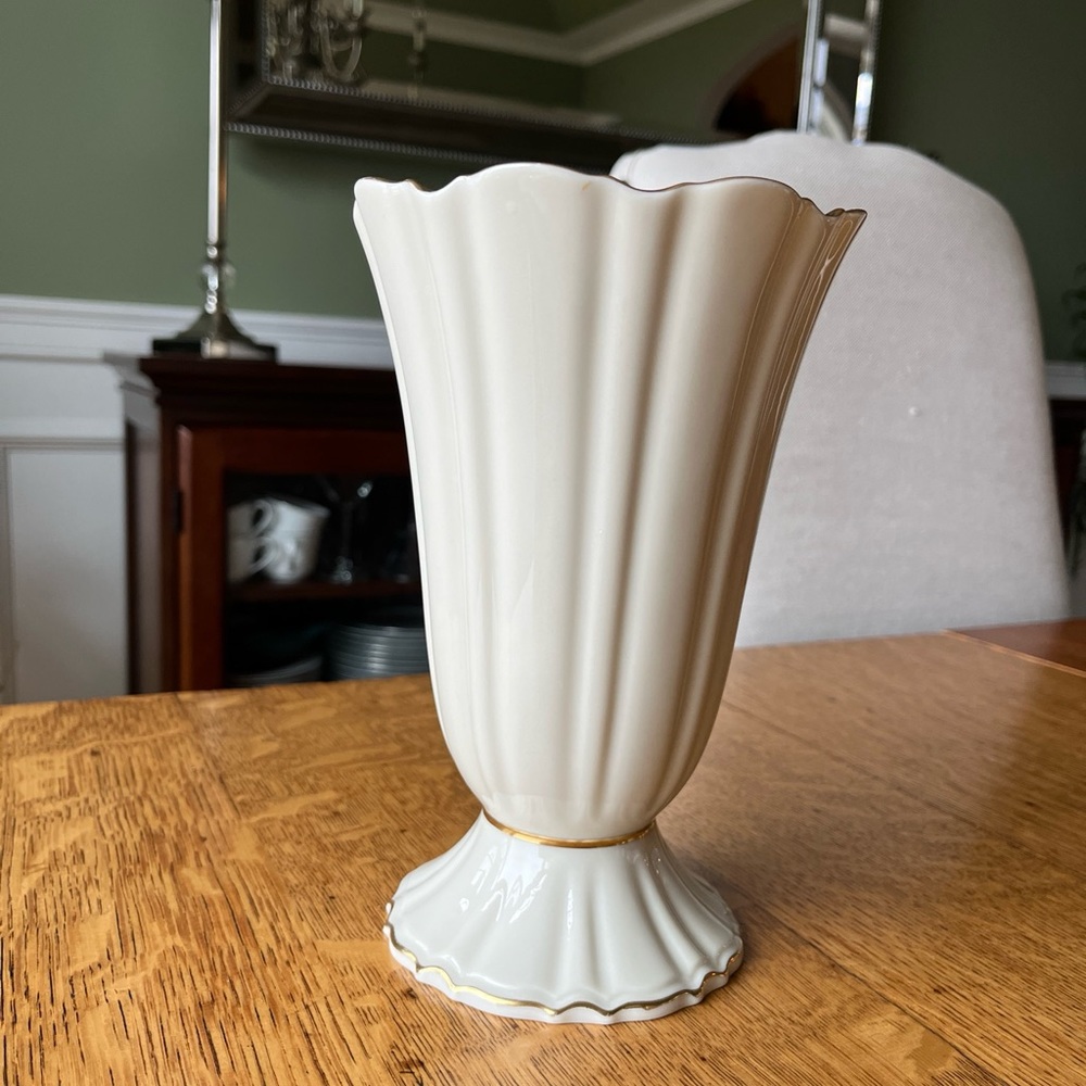 Lenox 8" Symphony Vase Gold Trim Made in USA Vintage